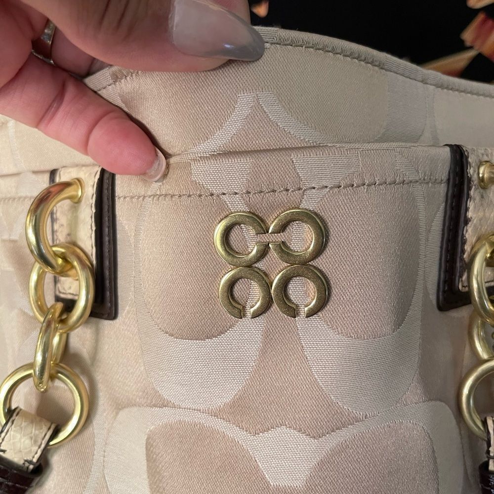 🔥COACH🔥 What a BEAUTIFUL Girlee I am! Brand new WO tags, I’m SIMPLY FABULOUS!